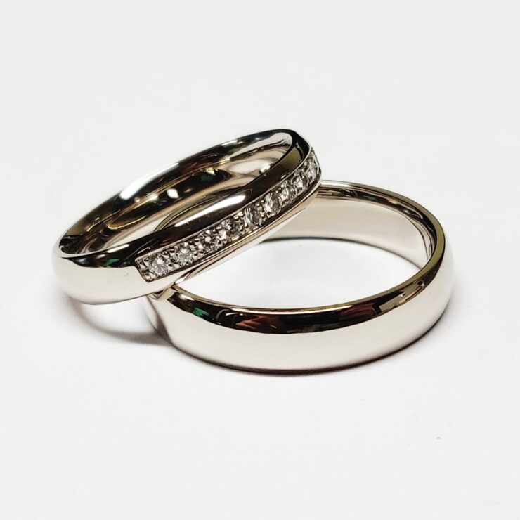 Vestuviniai žiedai su briliantu-ais